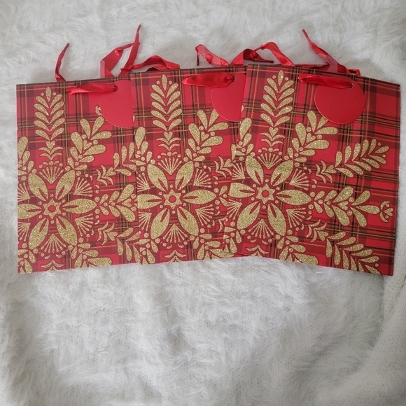 Hallmark Christmas Gift Bags 6 XS / 9 Small Tissue Paper Metallic String Holiday - Picture 8 of 10